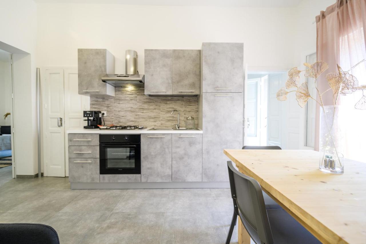 Lumia Apartment Шикли Екстериор снимка